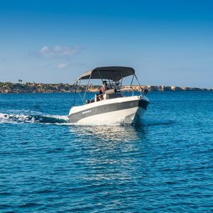 Rent the Paxos 17ft in Konnos Bay | Spacious & No License