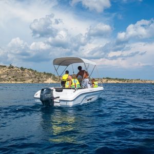 Big Chill Out 100HP Self-Drive Boat Rental